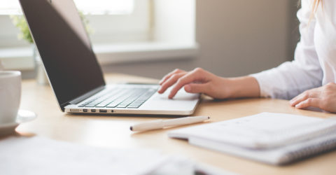 business-woman-working-on-laptop-in-her-office-picjumbo-com_new